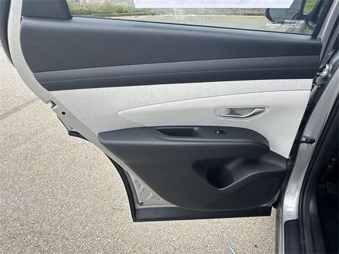 New 2025 Hyundai Tucson SEL image 21
