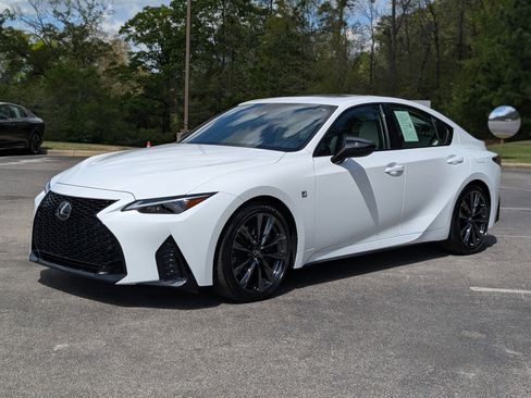 Used 2025 Lexus IS 350 F Sport image 5