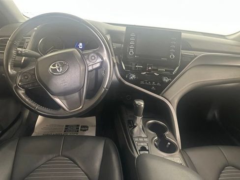 Used 2022 Toyota Camry SE w/ Cold Weather Package AWD/4WD image 21