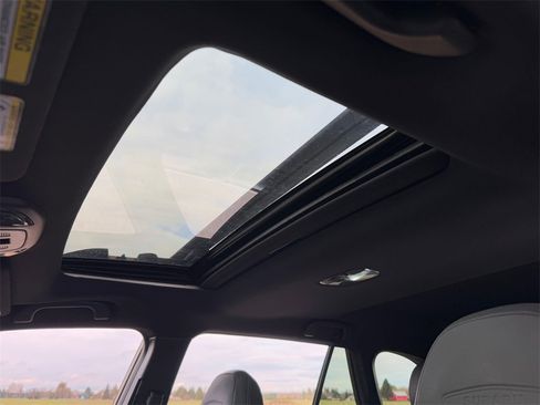 Used 2022 Subaru Outback Wilderness image 21