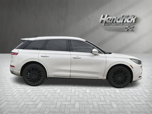 Used 2021 Lincoln Corsair Reserve AWD/4WD image 10