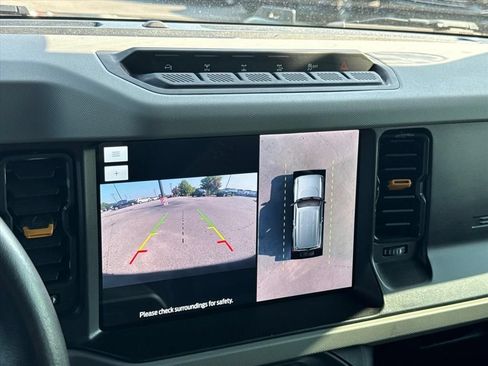Used 2022 Ford Bronco Badlands AWD/4WD image 24