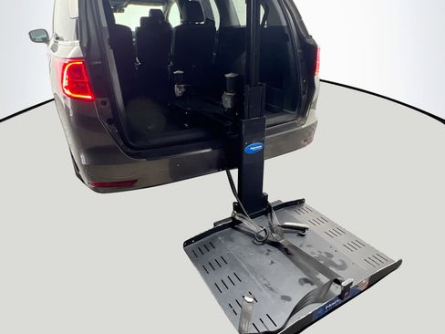 Used 2019 Honda Odyssey EX-L image 38