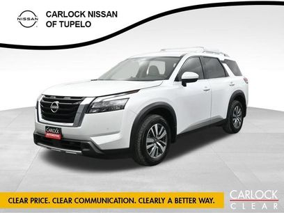 Used 2025 Nissan Pathfinder SL