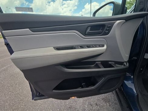 Used 2024 Honda Odyssey EX-L image 18
