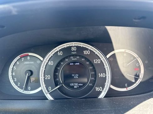 Used 2017 Honda Accord Touring image 5