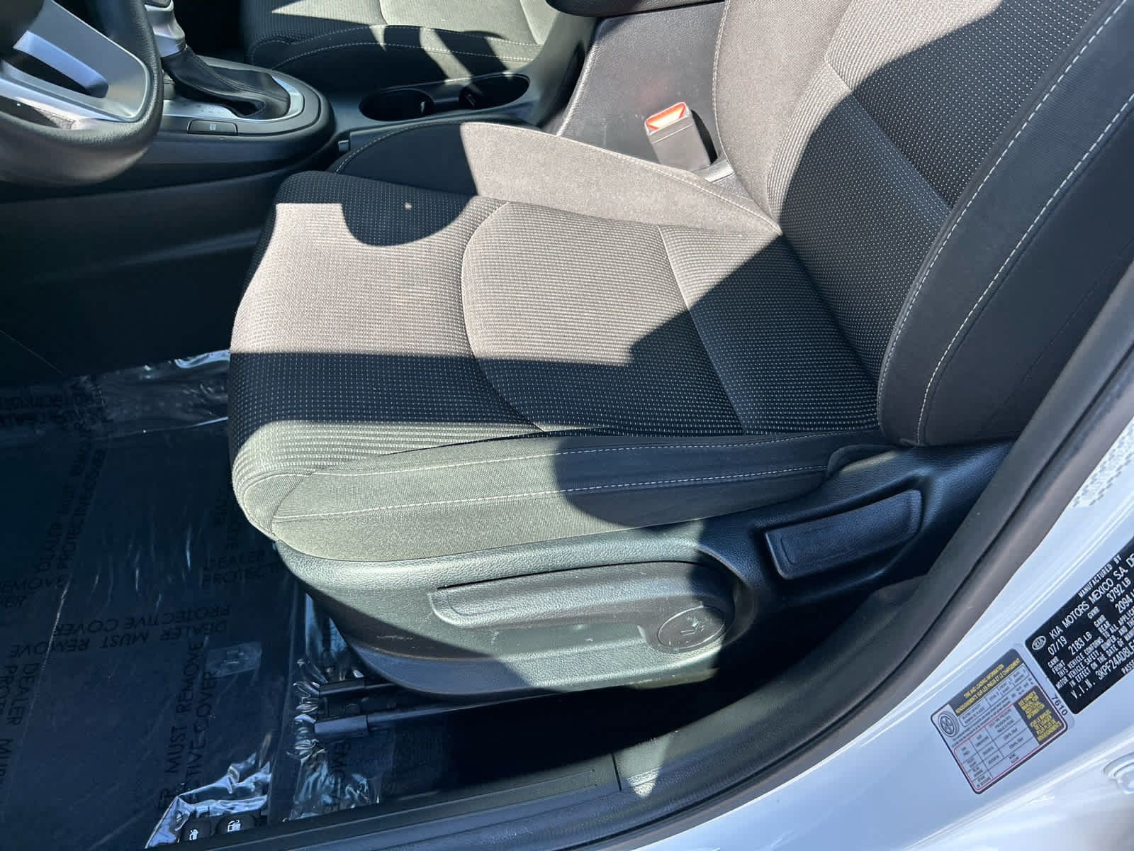 Used 2020 Kia Forte LXS FWD image 11