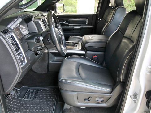 Used 2018 RAM 1500 Limited AWD/4WD image 21
