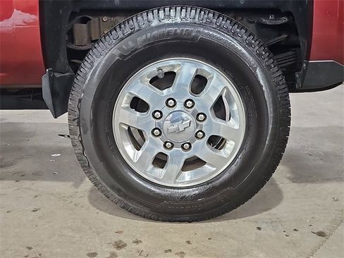 Used 2015 Chevrolet Silverado 3500 High Country w/ Duramax Plus Package image 32