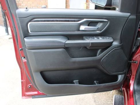 Used 2022 RAM 1500 Big Horn AWD/4WD image 10