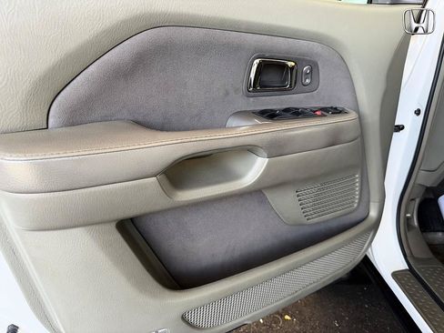 Used 2006 Honda Pilot EX image 23