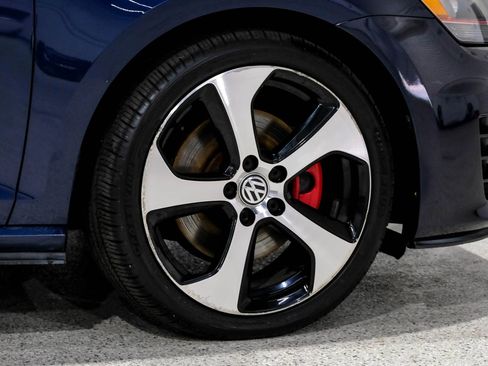 Used 2015 Volkswagen GTI SE image 65