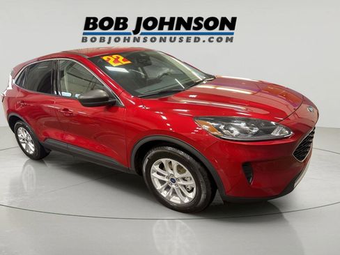 Used 2022 Ford Escape SE w/ Convenience Package FWD image 2