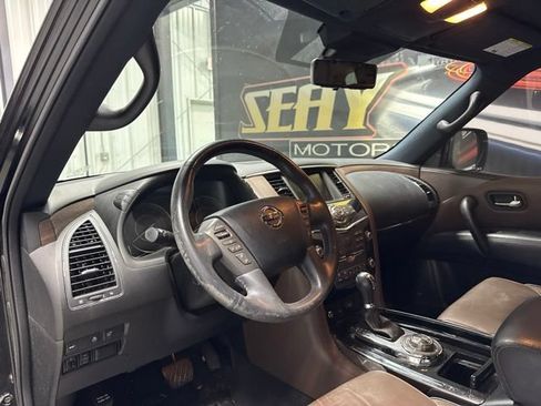 Used 2018 Nissan Armada Platinum w/ Captain Seat Package AWD/4WD image 5