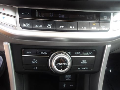 Used 2015 Honda Accord EX-L image 26