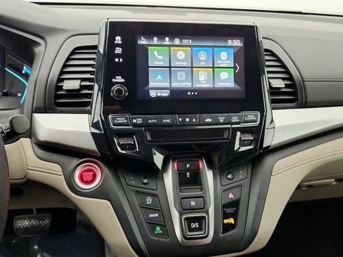 Used 2023 Honda Odyssey EX image 17