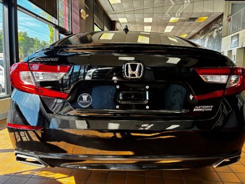 Used 2022 Honda Accord Sport Special Edition image 10