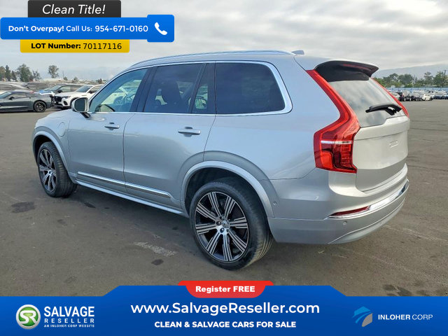 Used 2024 Volvo XC90 T8 Plus AWD/4WD image 3