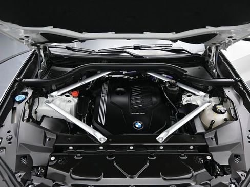 Used 2021 BMW X5 xDrive40i w/ Convenience Package image 48