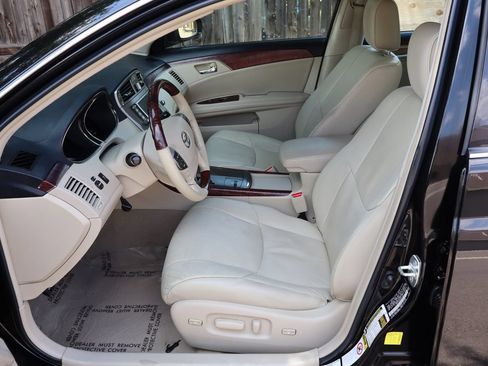 Used 2011 Toyota Avalon Limited FWD image 22