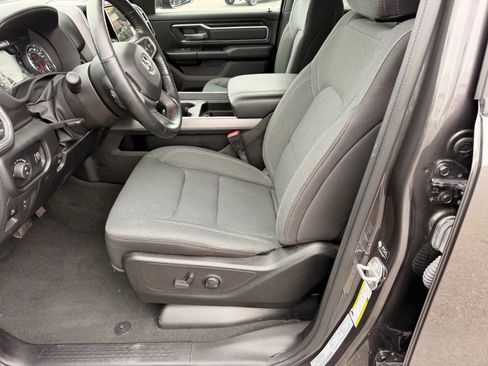 Used 2022 RAM 1500 Big Horn AWD/4WD image 11