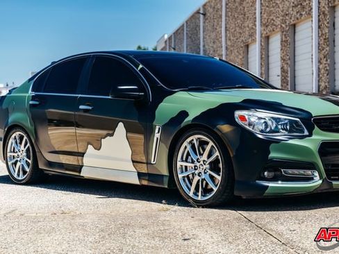 Used 2015 Chevrolet SS RWD image 57