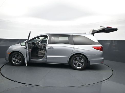 Used 2021 Honda Odyssey EX image 28