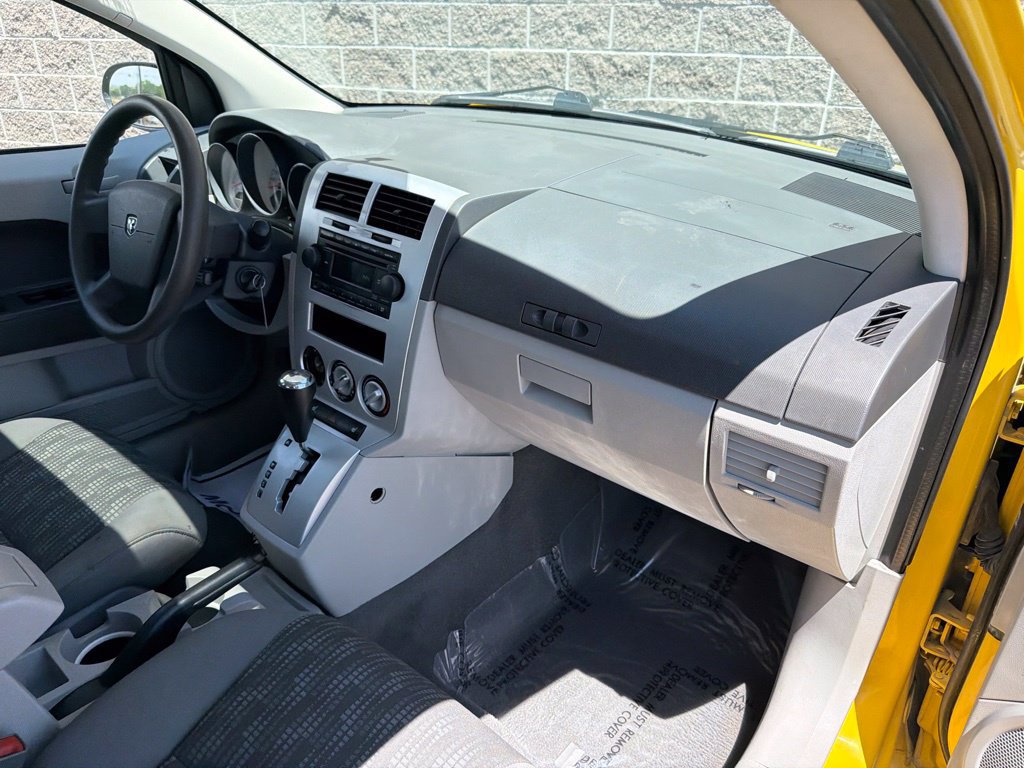 Used 2007 Dodge Caliber SXT FWD image 36