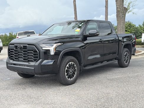 Used 2025 Toyota Tundra SR5 w/ TRD Off-Road Package AWD/4WD image 7