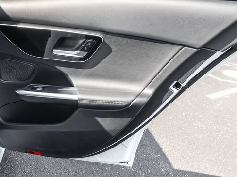 Used 2023 Mercedes-Benz C 300 4MATIC Sedan image 30