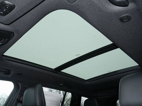 New 2026 Jeep Grand Cherokee Limited Reserve image 3