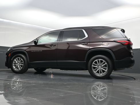 Used 2023 Chevrolet Traverse LT AWD/4WD image 45