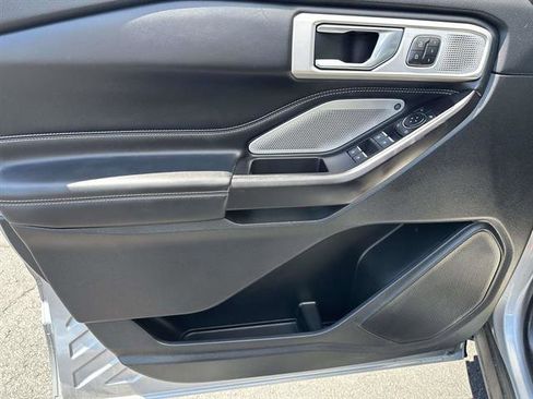 Used 2020 Ford Explorer ST w/ ST Street Pack AWD/4WD image 9