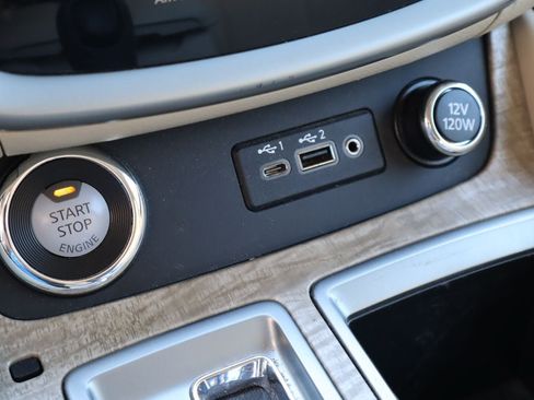 Used 2019 Nissan Murano SV FWD image 23
