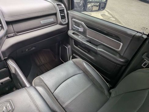 Used 2023 RAM 2500 Laramie AWD/4WD image 17