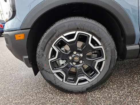 New 2025 Ford Bronco Sport Outer Banks w/ Outer Banks Tech Package+ AWD/4WD image 18