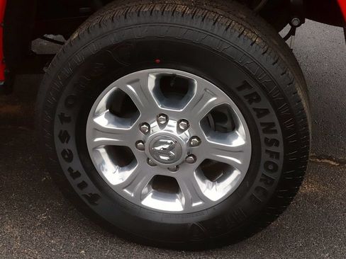 Used 2026 RAM 2500 Big Horn AWD/4WD image 9