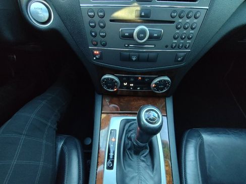 Used 2010 Mercedes-Benz C 63 AMG Sedan image 21