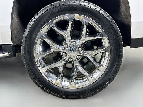 Used 2019 GMC Yukon SLE w/ Convenience Package image 31