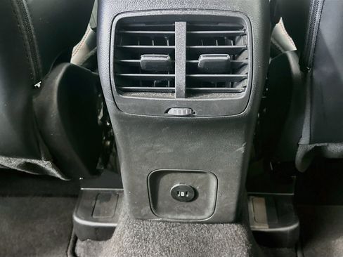 Used 2025 Ford Escape ST-Line FWD image 28