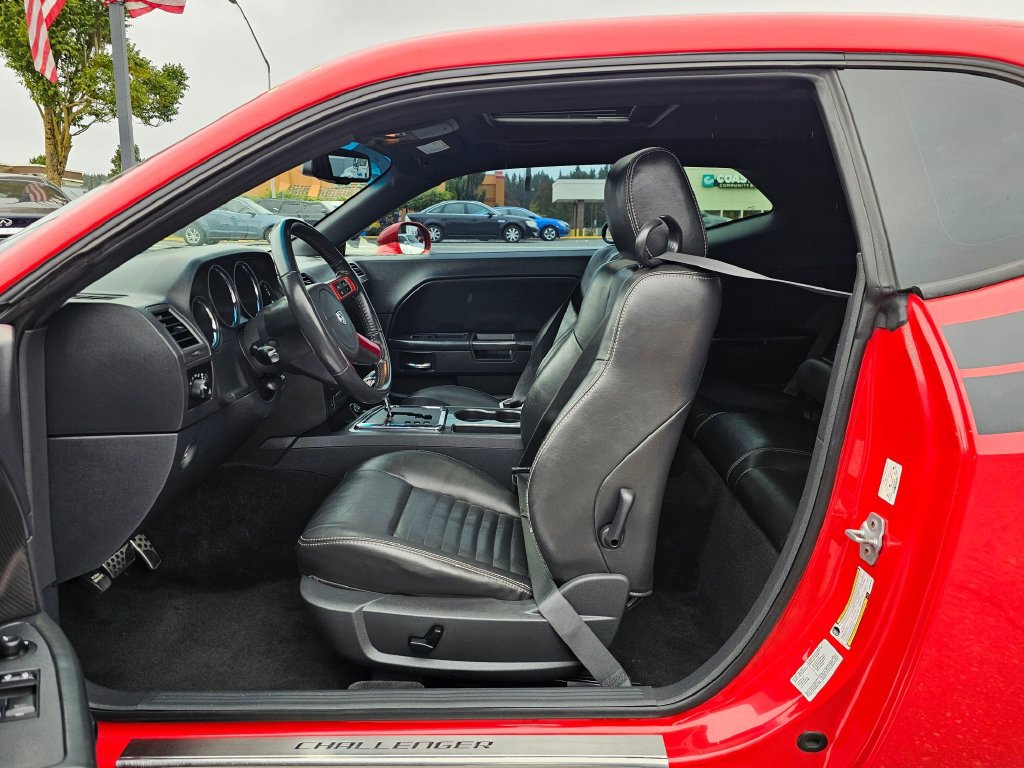 Used 2010 Dodge Challenger R/T RWD image 20