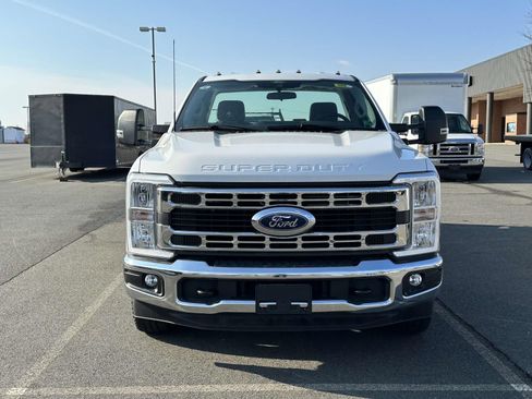 New 2024 Ford F350 XL w/ XL Chrome Package image 6