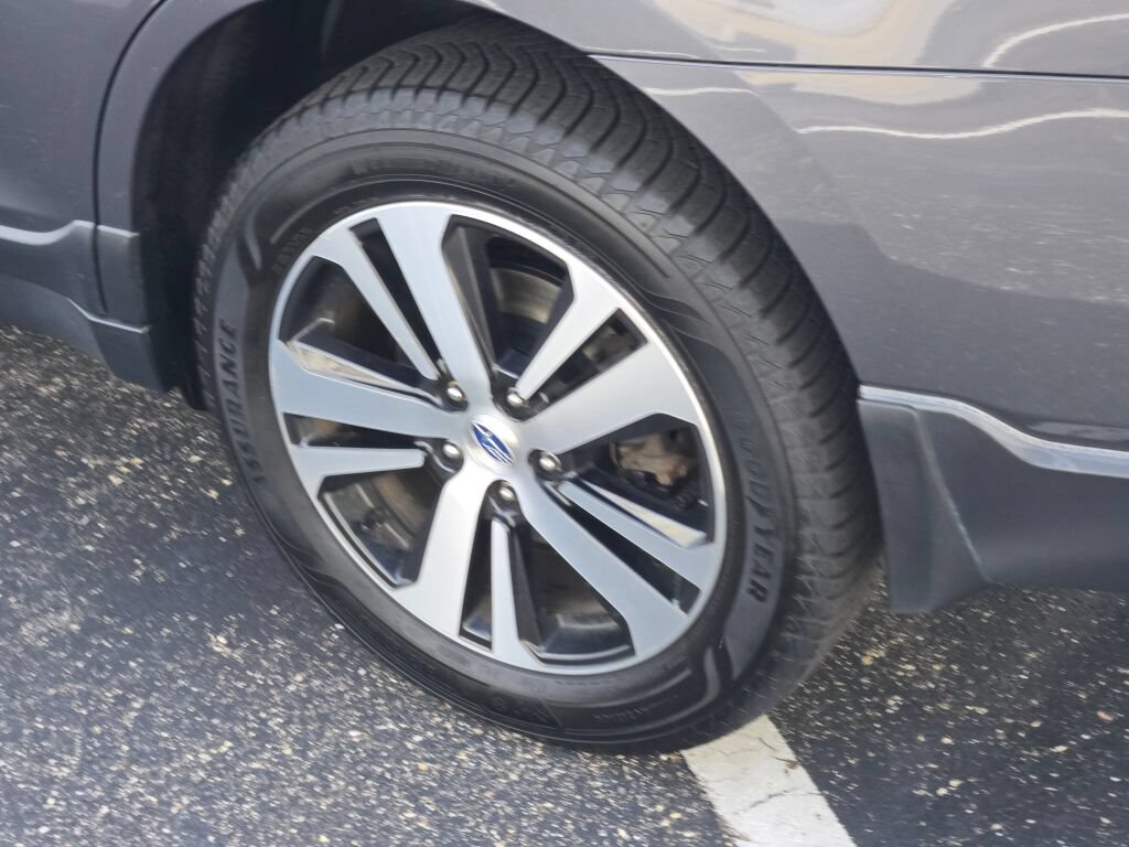Used 2018 Subaru Outback 2.5i Limited AWD/4WD image 15