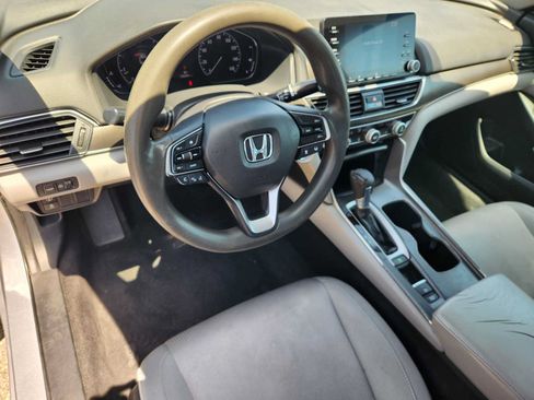 Used 2018 Honda Accord LX image 2