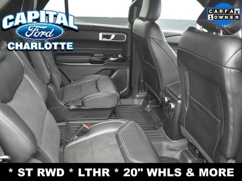 Used 2024 Ford Explorer ST image 11