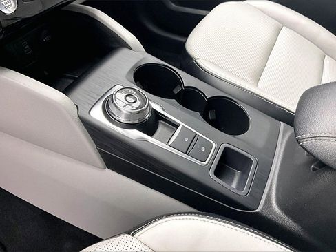 Used 2023 Ford Escape Platinum image 15