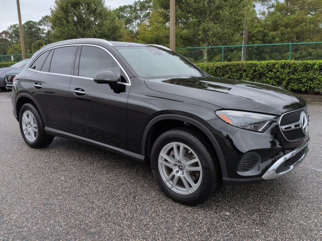 Certified 2026 Mercedes-Benz GLC 300 image 2