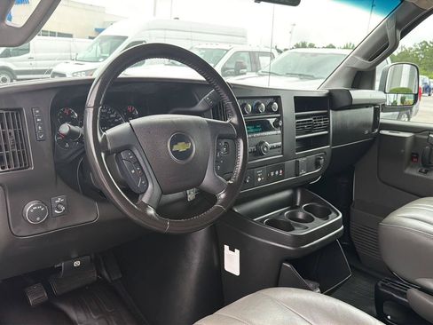 Used 2022 Chevrolet Express 2500 w/ Driver Convenience Package RWD image 16