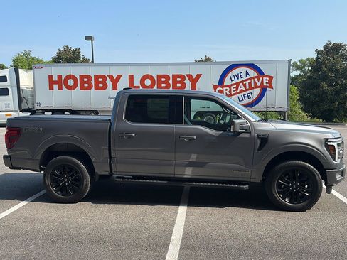 Used 2024 Ford F150 Lariat w/ FX4 Off-Road Package AWD/4WD image 7