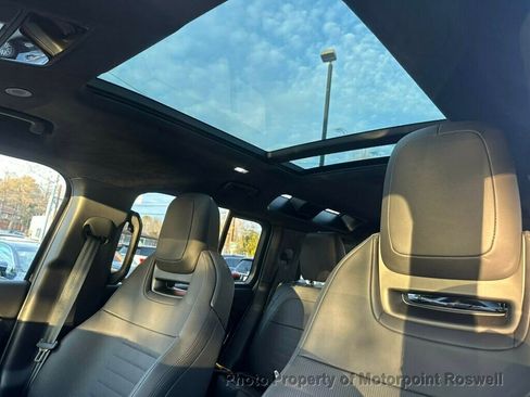 Used 2025 Land Rover Defender 110 OCTA image 12